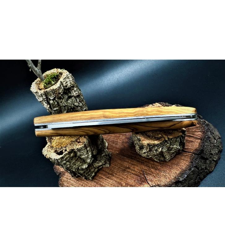 Navaja Personalizada inox Teodomiro madera de raíz de olivo cierre muelle.